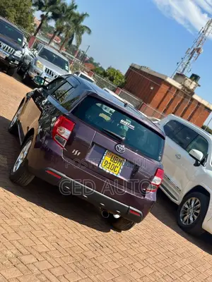 Toyota IST 2008 Brown