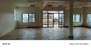 2bdrm Block of Flats in Fs Properties Ltd, Central Division for rent