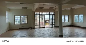 2bdrm Block of Flats in Fs Properties Ltd, Central Division for rent