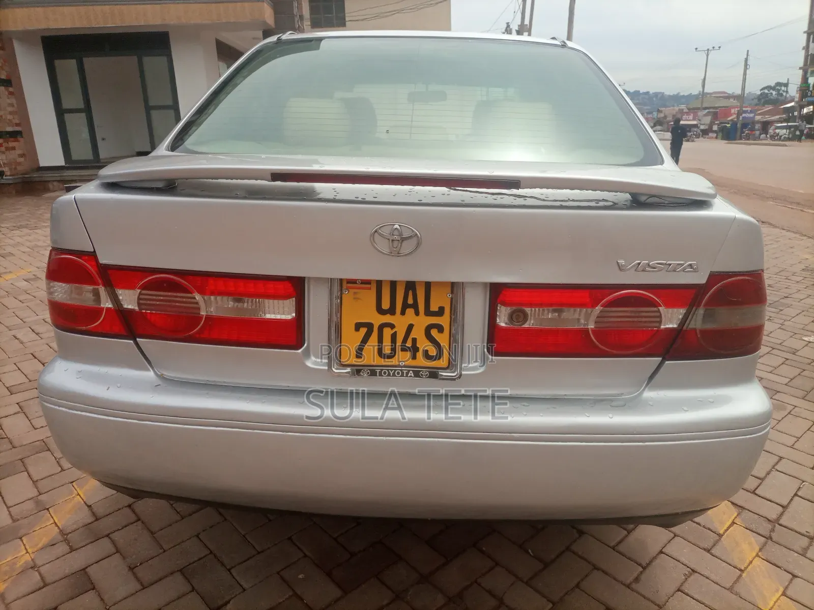 Toyota Vista 1998 Silver
