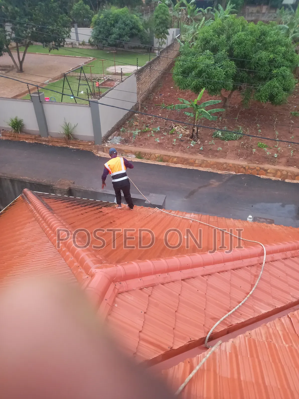 Roof Cleaning Services