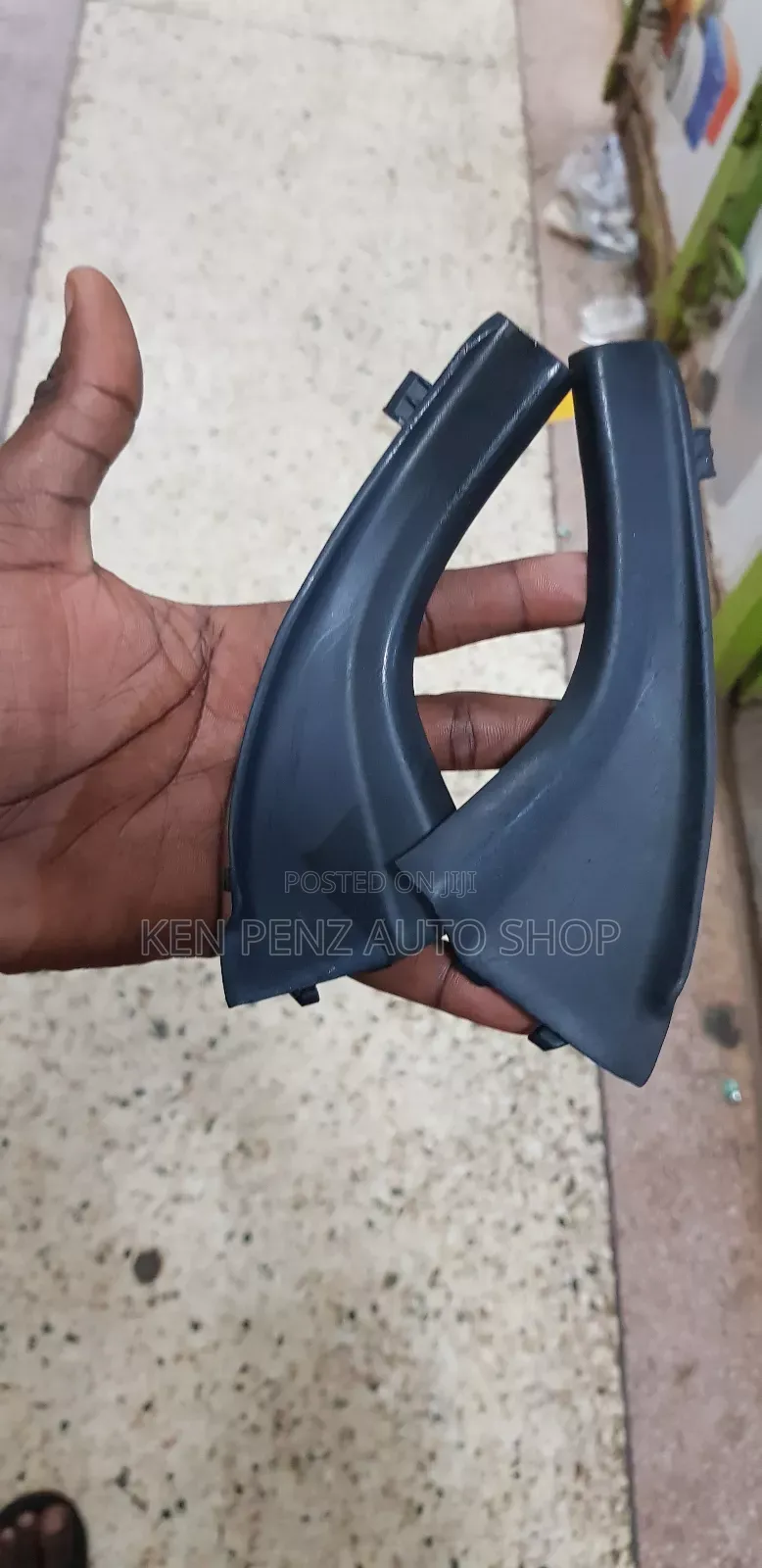 Front Windshield Wrap Coner Trim for Rav4 2008 _ 2014