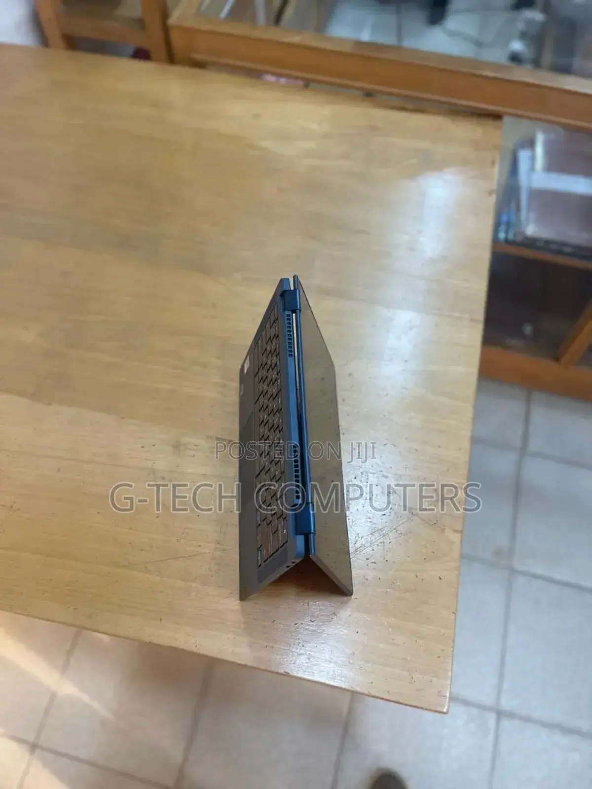 New Laptop Lenovo N23 Yoga Chromebook 8GB Intel Core I7 SSD 256GB