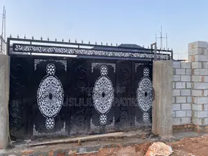 Black and White Sliding Gate