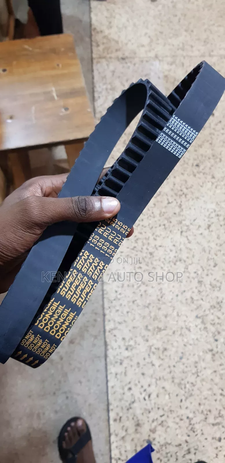 Timming Belt for Nissan Pathfinder, Terrano and Maxima