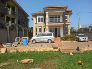 Furnished 5bdrm Duplex in Kira for sale