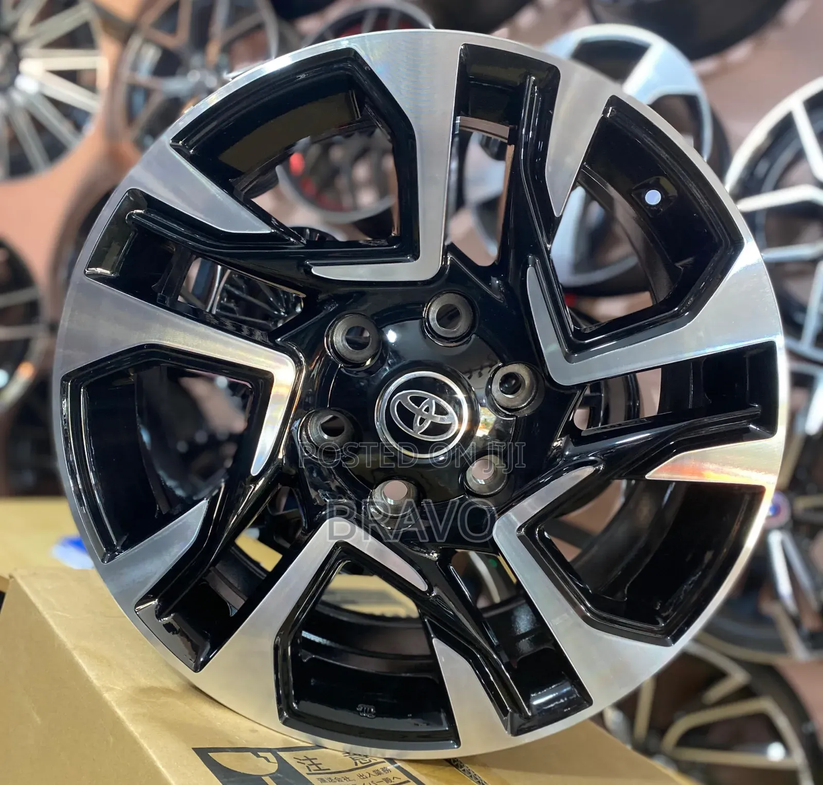 Rims Size 18 for Toyota Hilux.