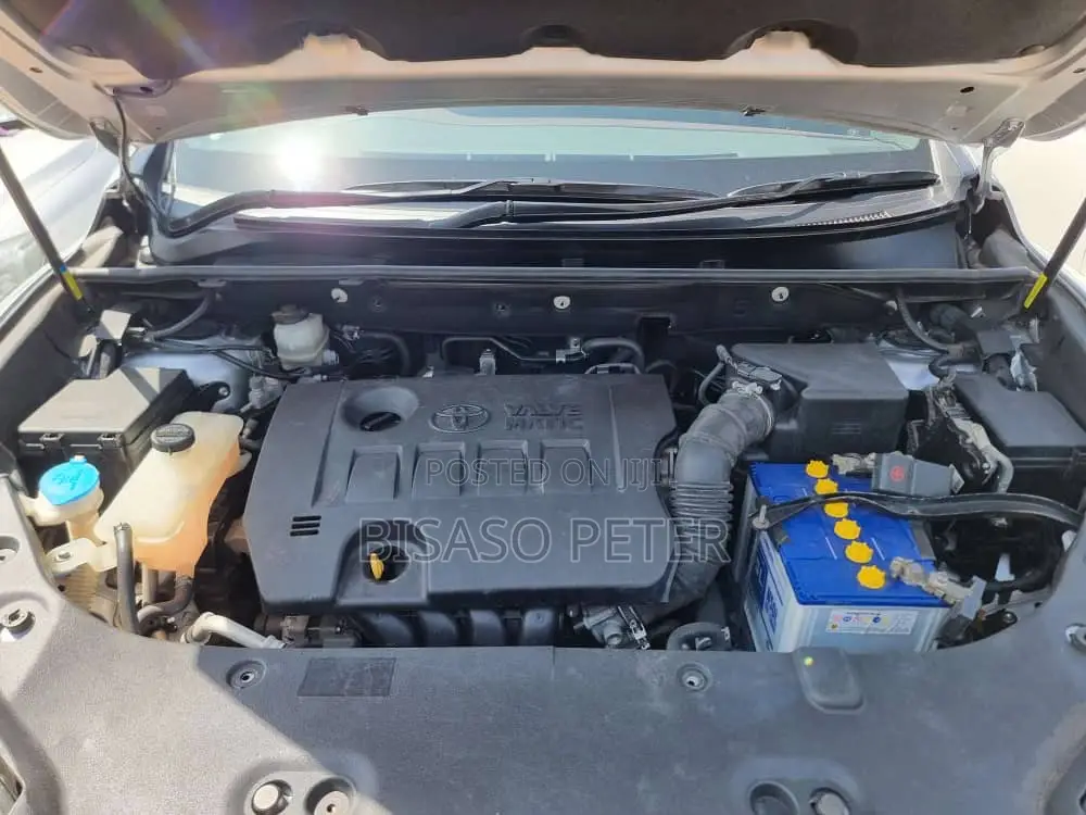 Toyota Harrier 2.0 2015 Silver