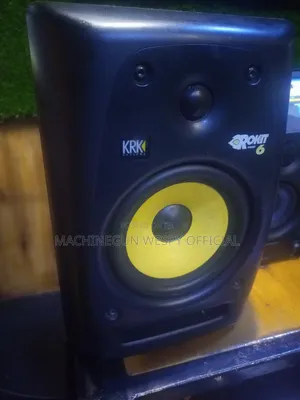 KRK (Rokit 6 ) Studio Is Monitor Speakers
