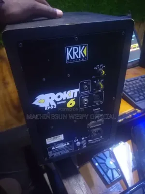 KRK (Rokit 6 ) Studio Is Monitor Speakers