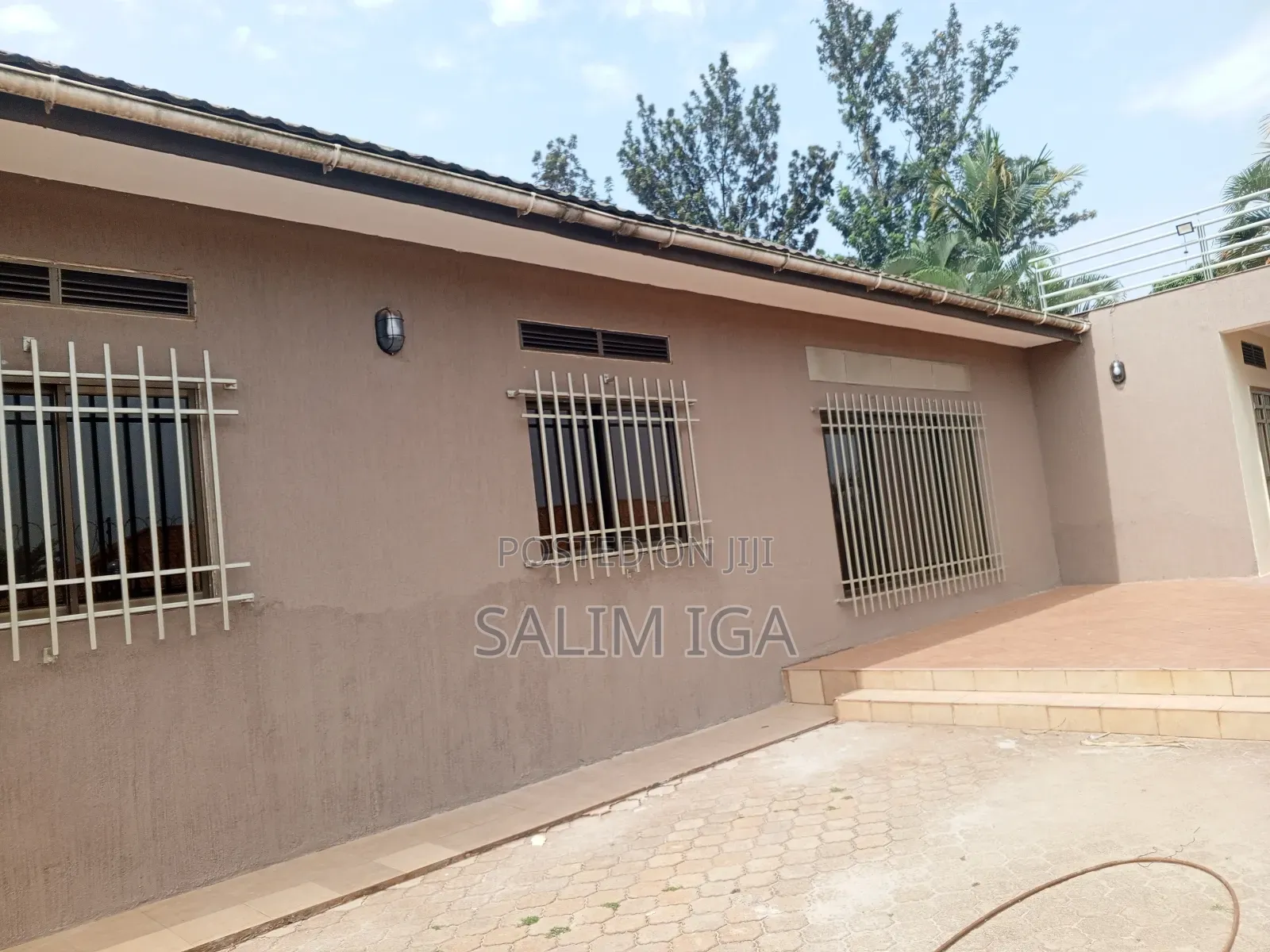 4bdrm Bungalow in Kololo Property, Central Division for rent