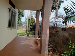 4bdrm Bungalow in Kololo Property, Central Division for rent