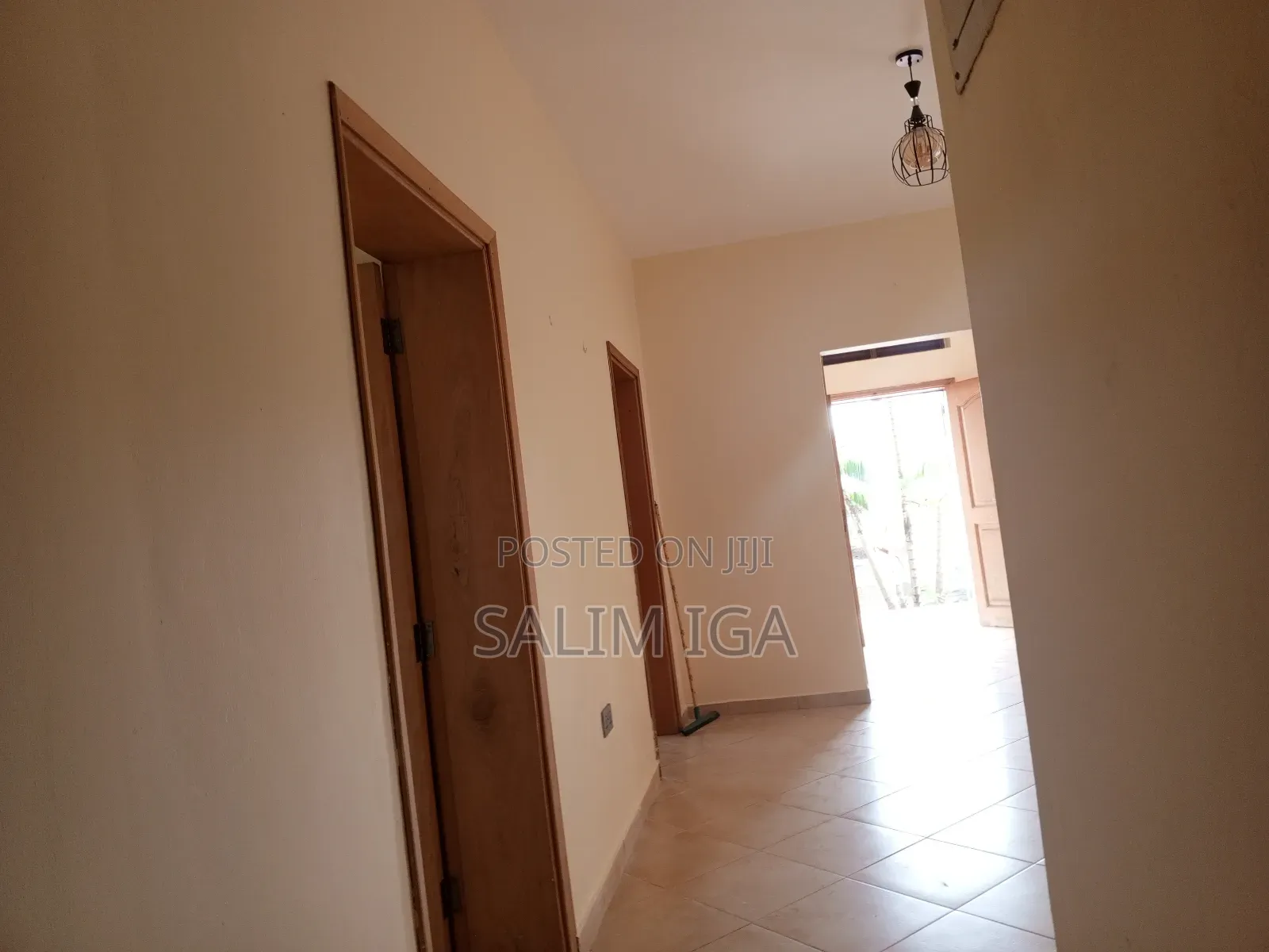 4bdrm Bungalow in Kololo Property, Central Division for rent