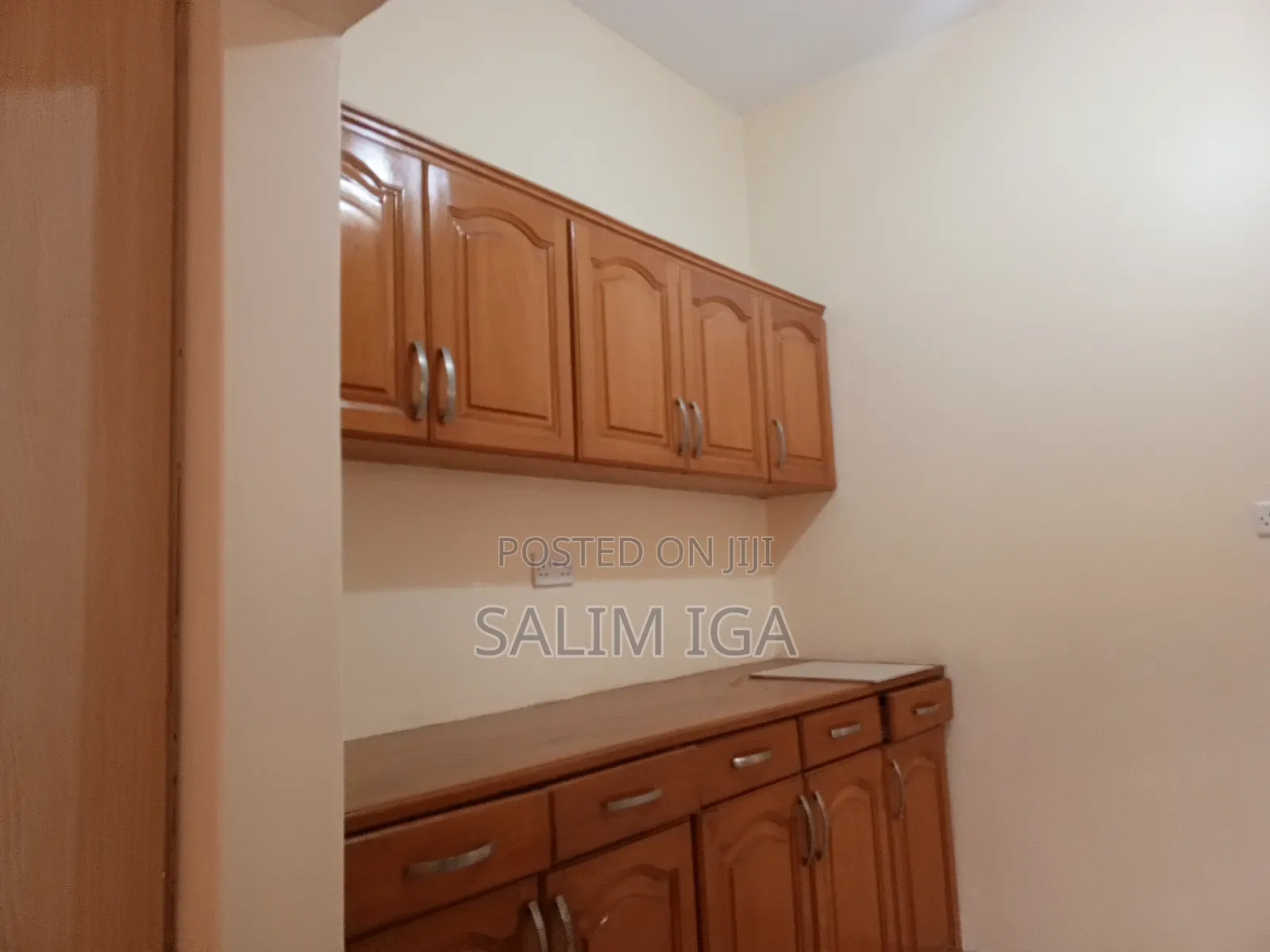 4bdrm Bungalow in Kololo Property, Central Division for rent