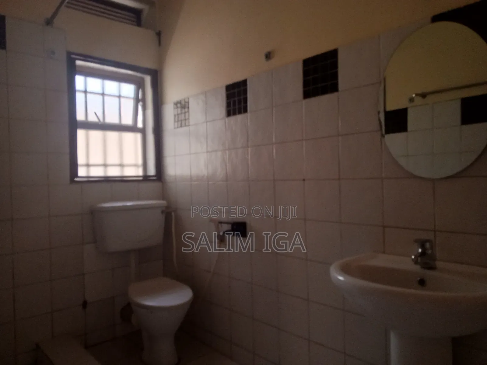 4bdrm Bungalow in Kololo Property, Central Division for rent