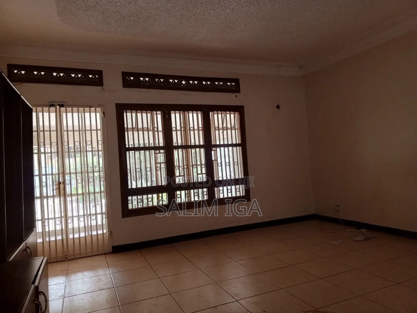 3bdrm Bungalow in Kololo Property, Central Division for rent