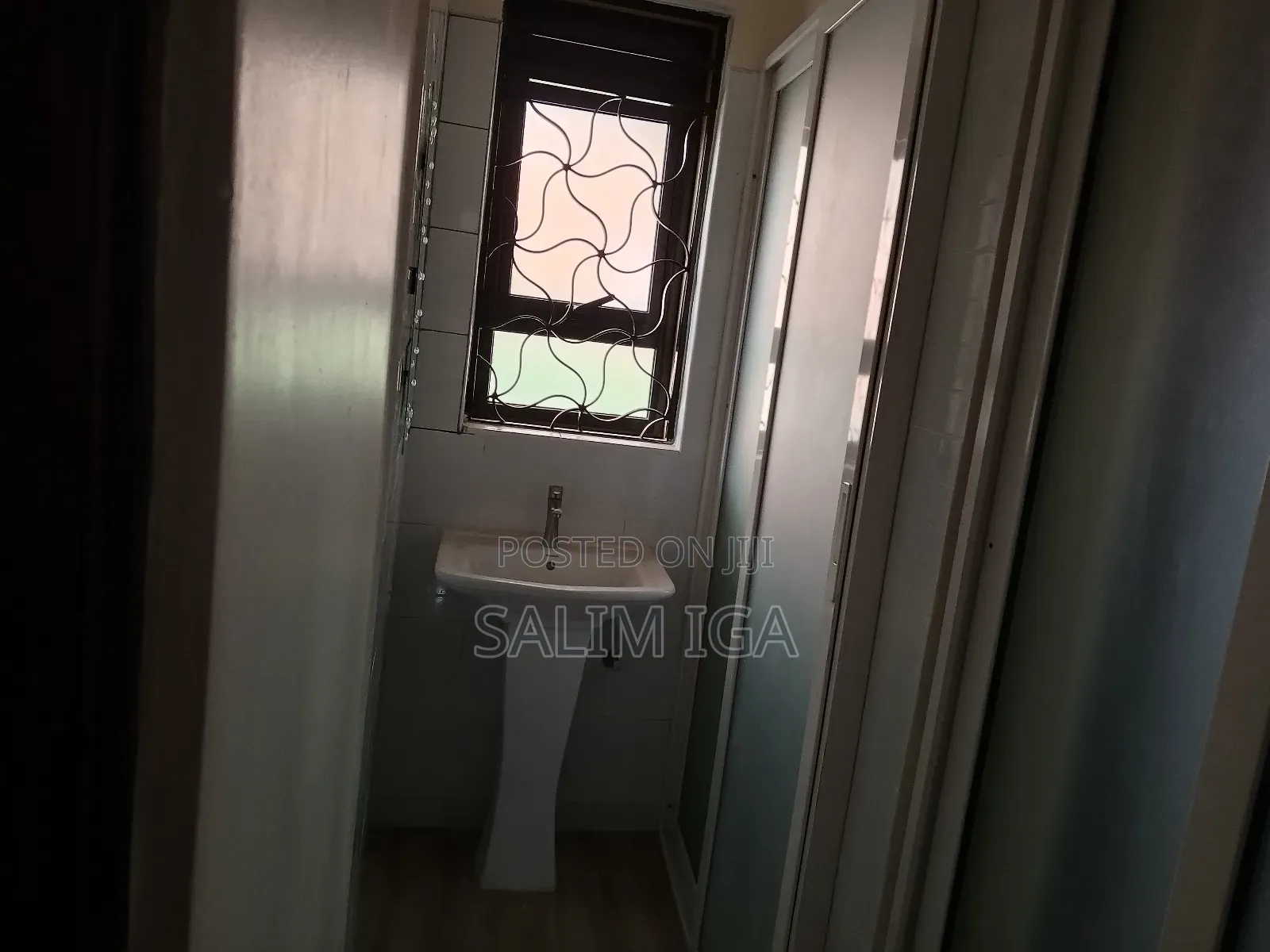 3bdrm Bungalow in Kololo Property, Central Division for rent