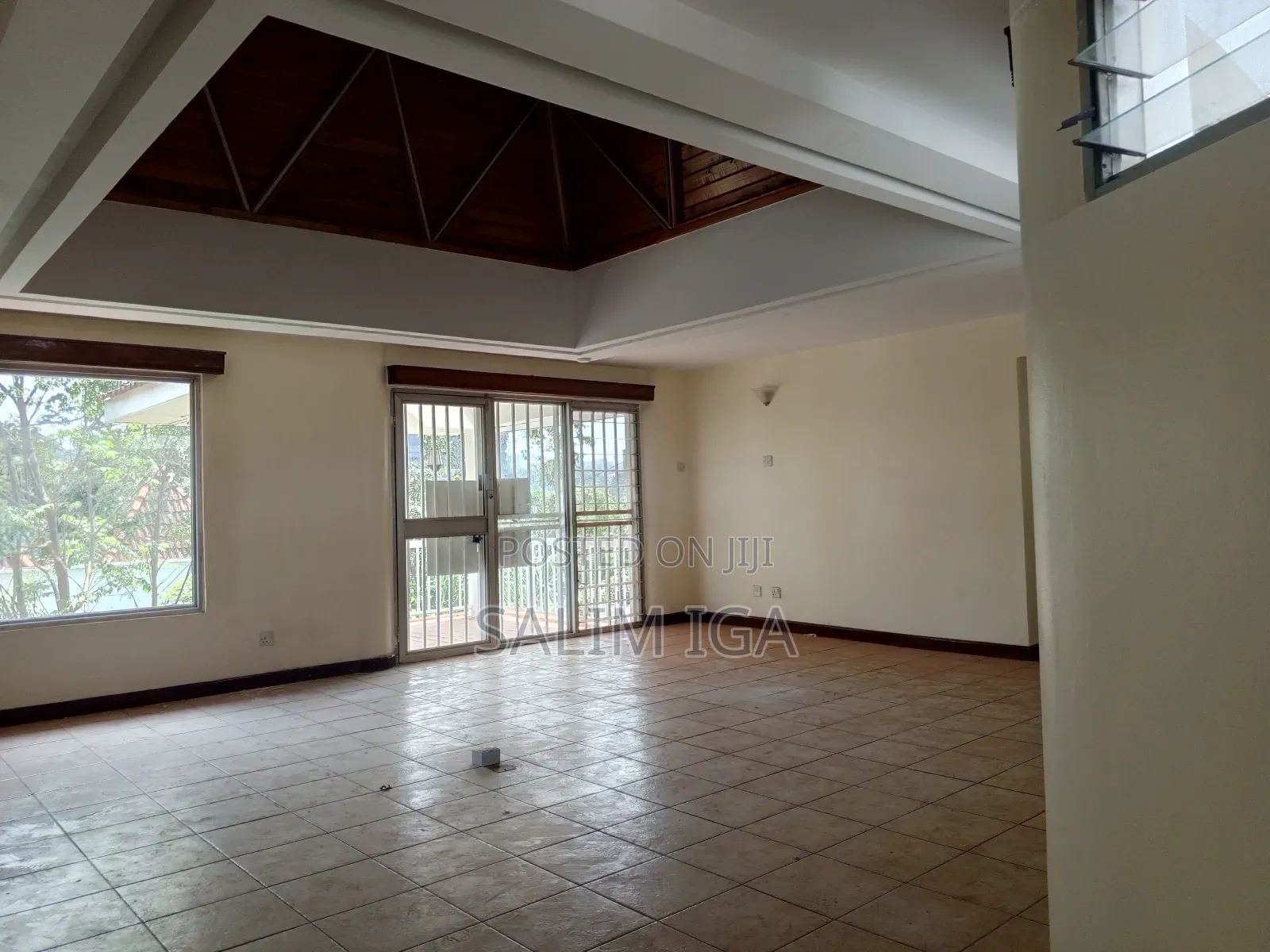 4bdrm Duplex in Kololo Property, Central Division for rent