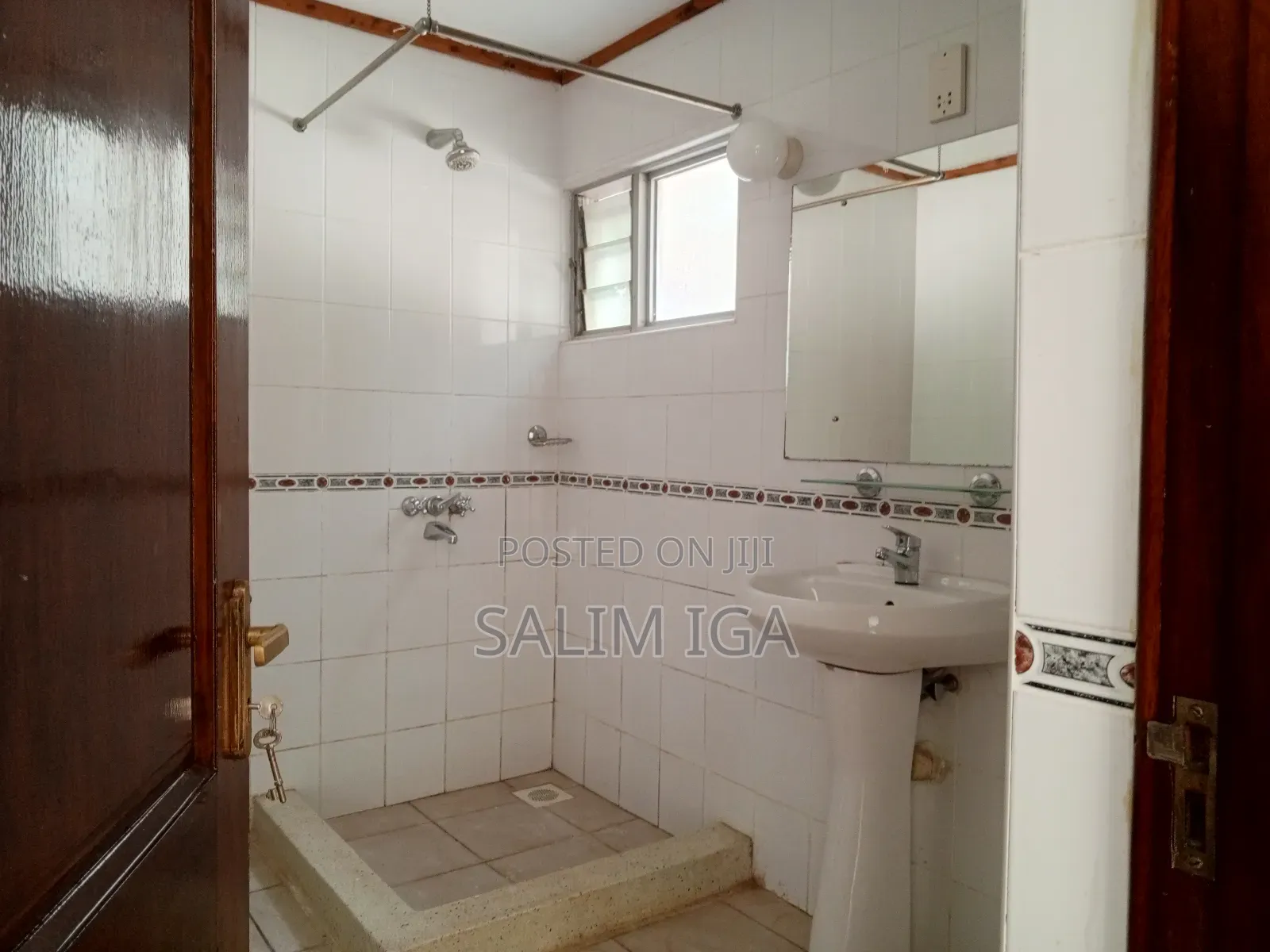 4bdrm Duplex in Kololo Property, Central Division for rent