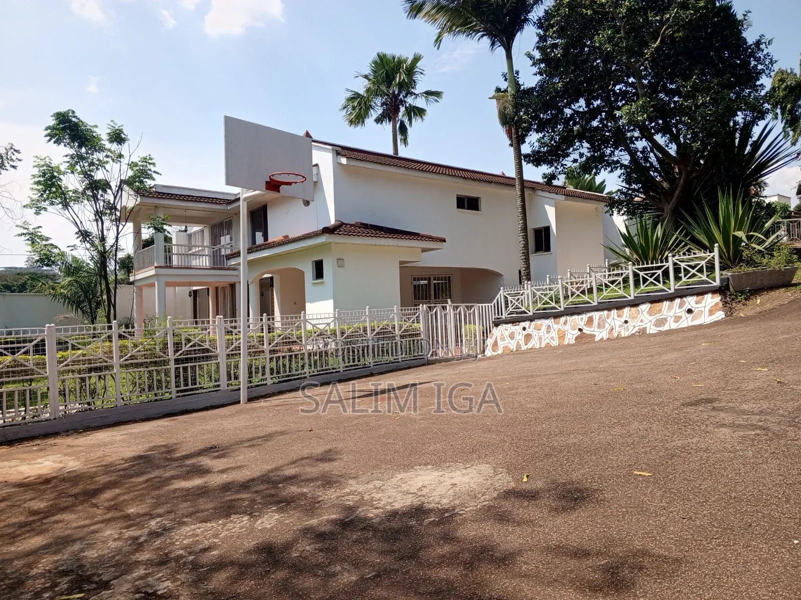 4bdrm Duplex in Kololo Property, Central Division for rent