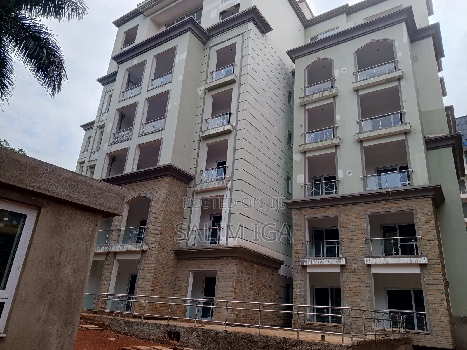 3bdrm Condo in Kololo Property, Central Division for sale