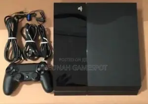 Playstation 4 Standard (Chipped With 10 Games) Ps4