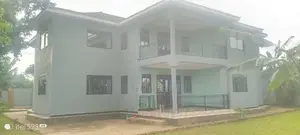 7bdrm Bungalow in Kira for sale