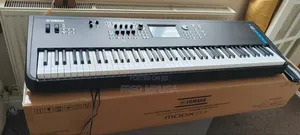 Yamaha Synthesiser Modx8+