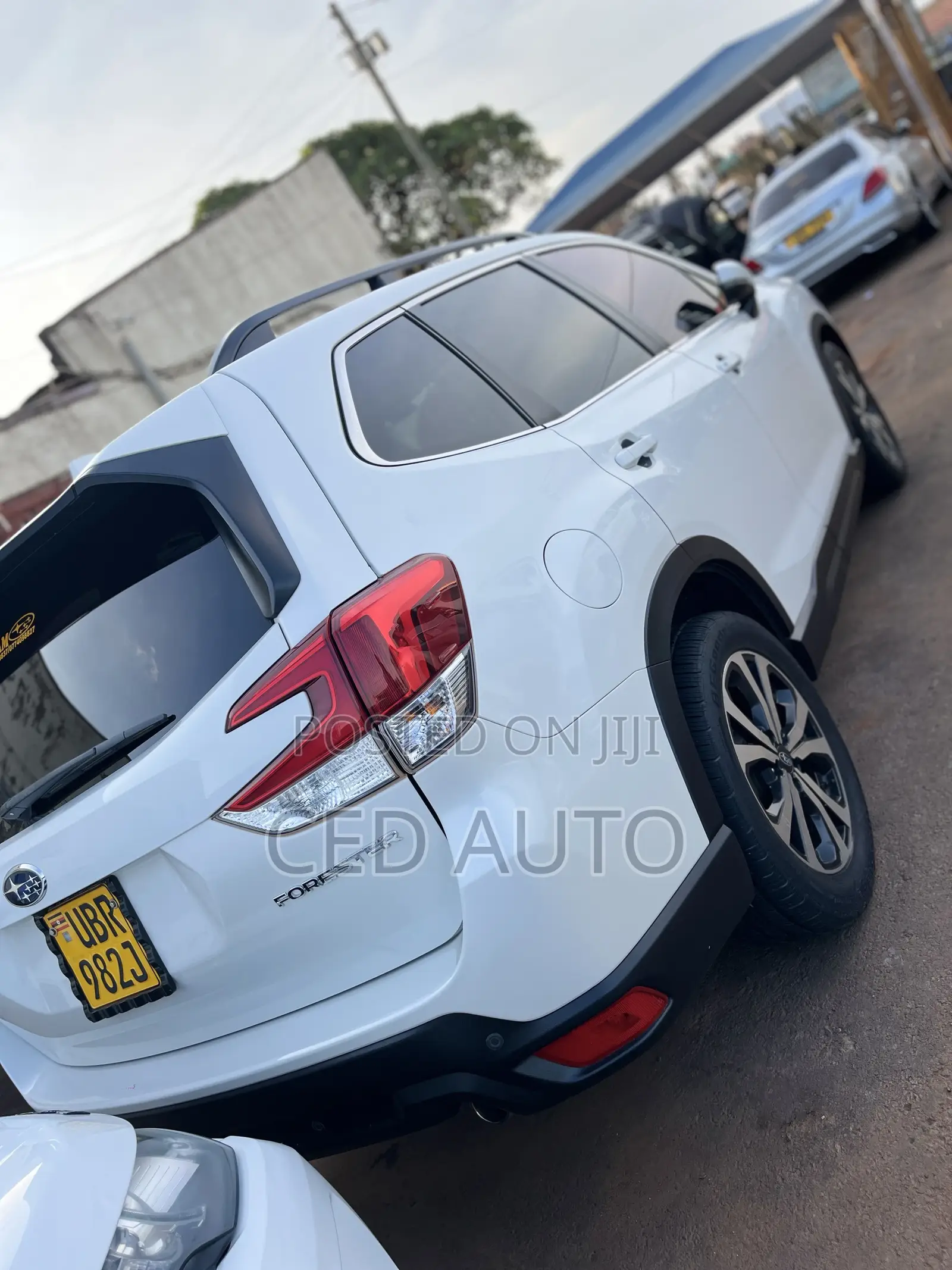Subaru Forester 2018 White