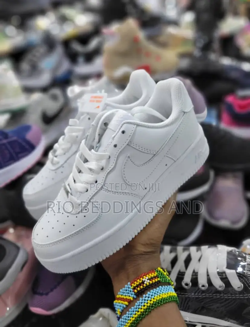 Nike Airforce / White and Black Colour