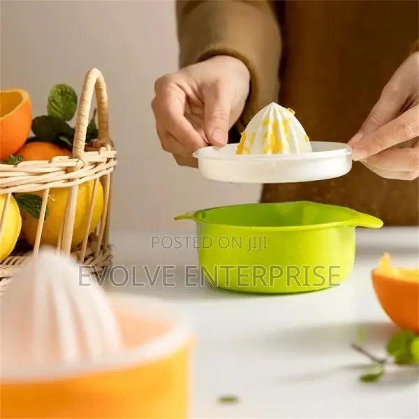 Plastic Orange Lemon Squeezer