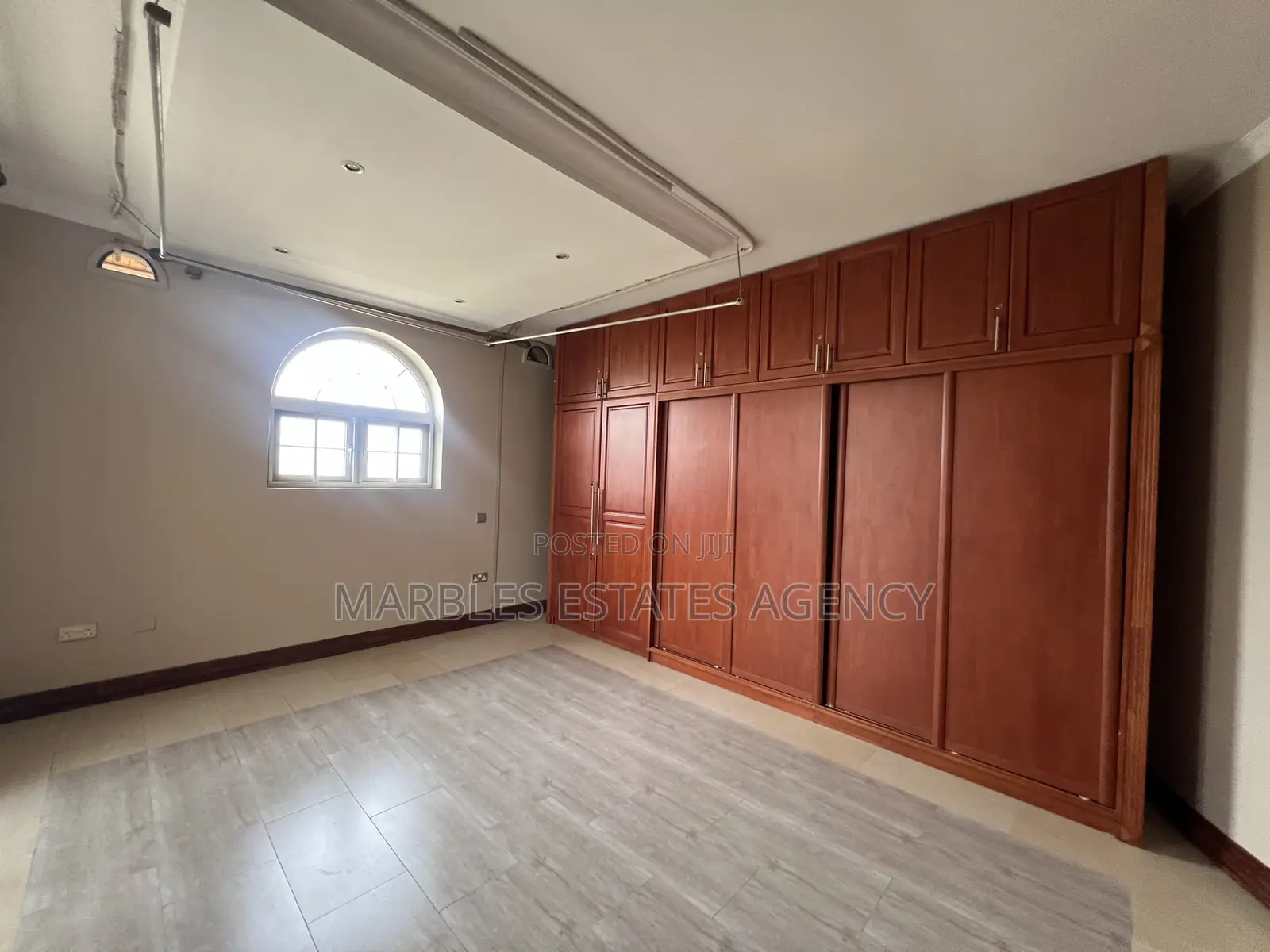 7bdrm House in Mbuya, Central Division for rent