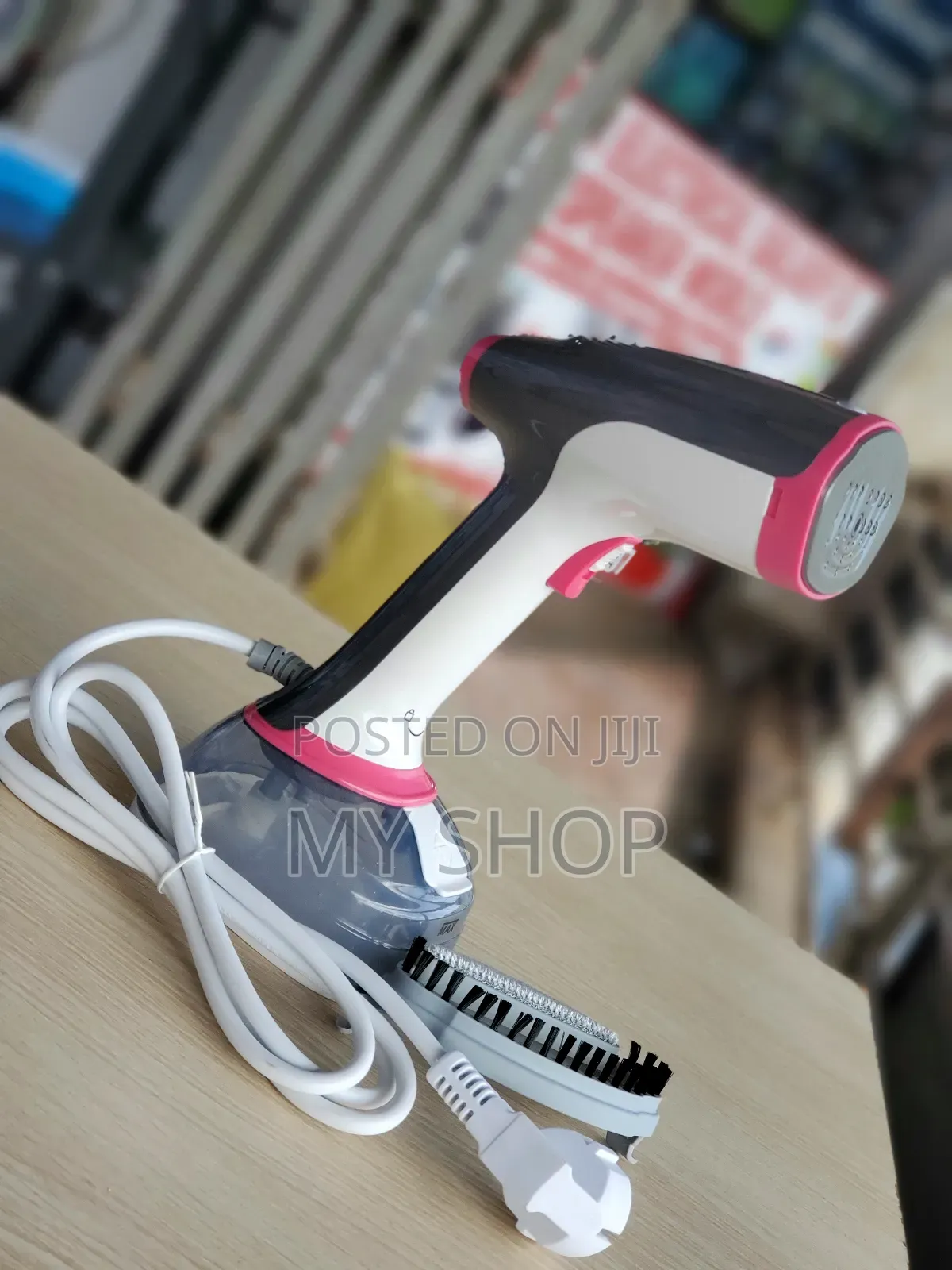 Hand Steam Iron. Kd1357