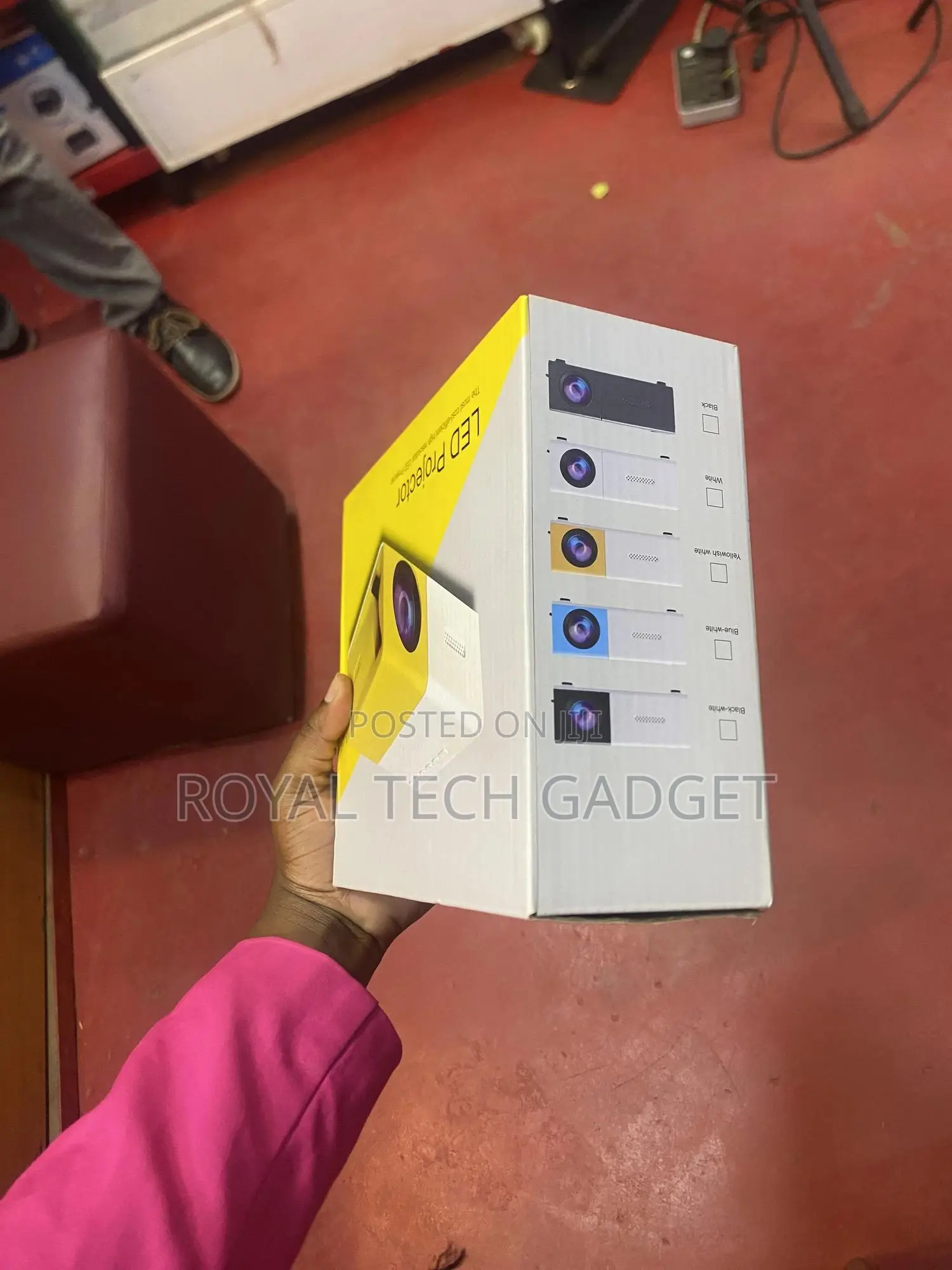 Led Mini Projector