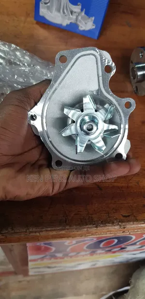 Water Pump for Toyota Blade, Corolla and Camry