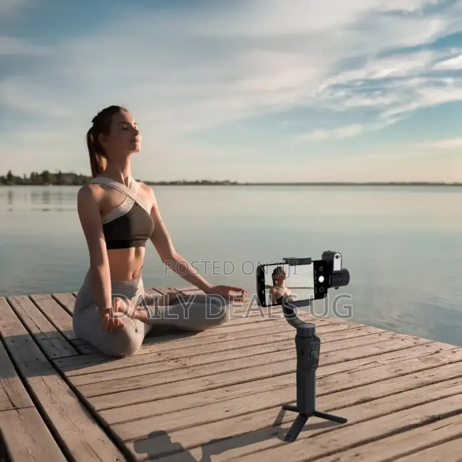 Porodo 3-Axis Ai Tracker Light Gimbal Stabilizer - Black