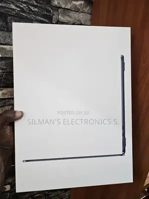 New Laptop Apple MacBook Air 8GB Apple M4 SSD 256GB