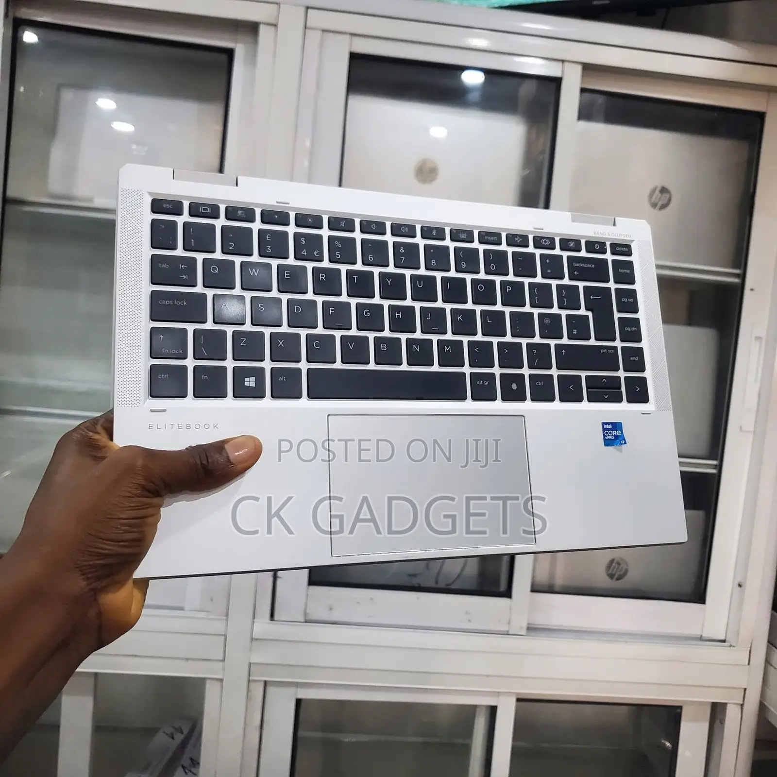 New Laptop HP EliteBook 1040 G8 16GB Intel Core I5 SSD 256GB