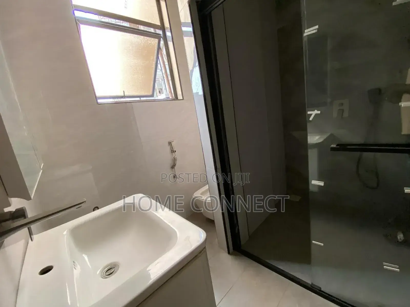 2bdrm Bedsitter in Muyenga, Central Division for rent