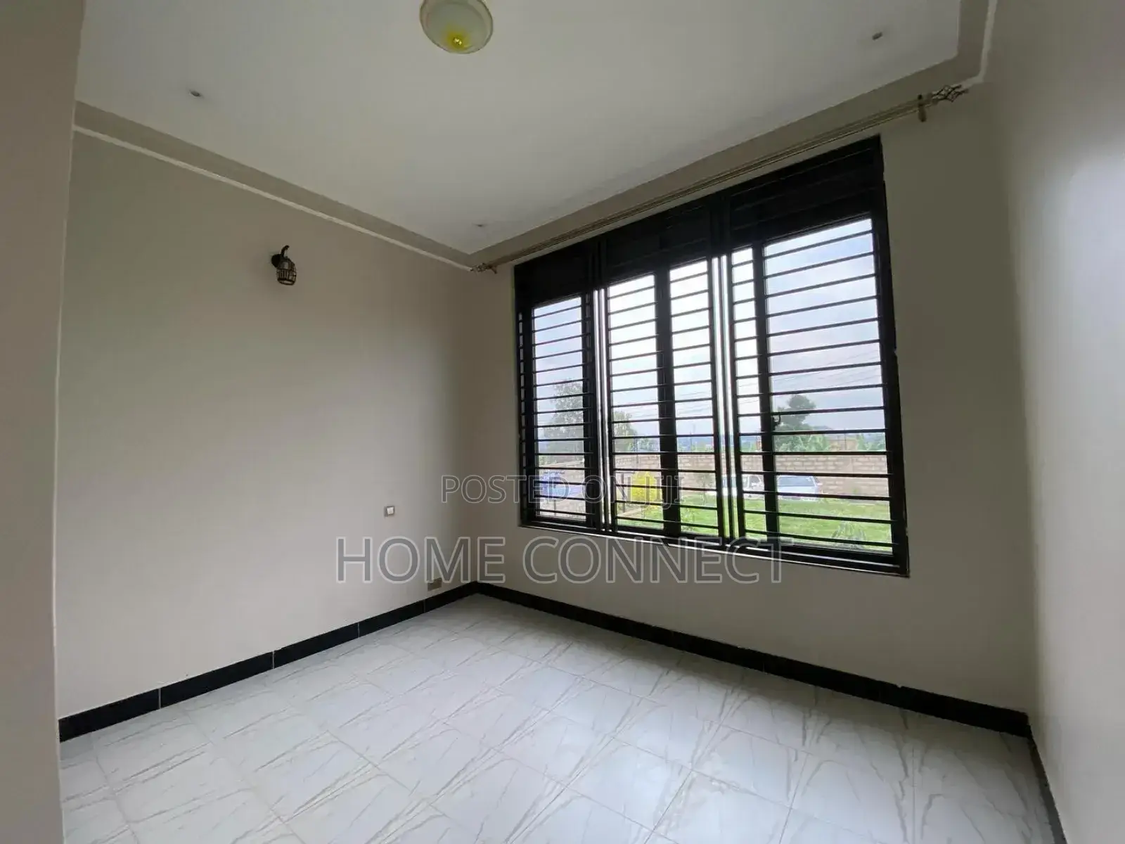 2bdrm Apartment in Muyenga, Central Division for rent
