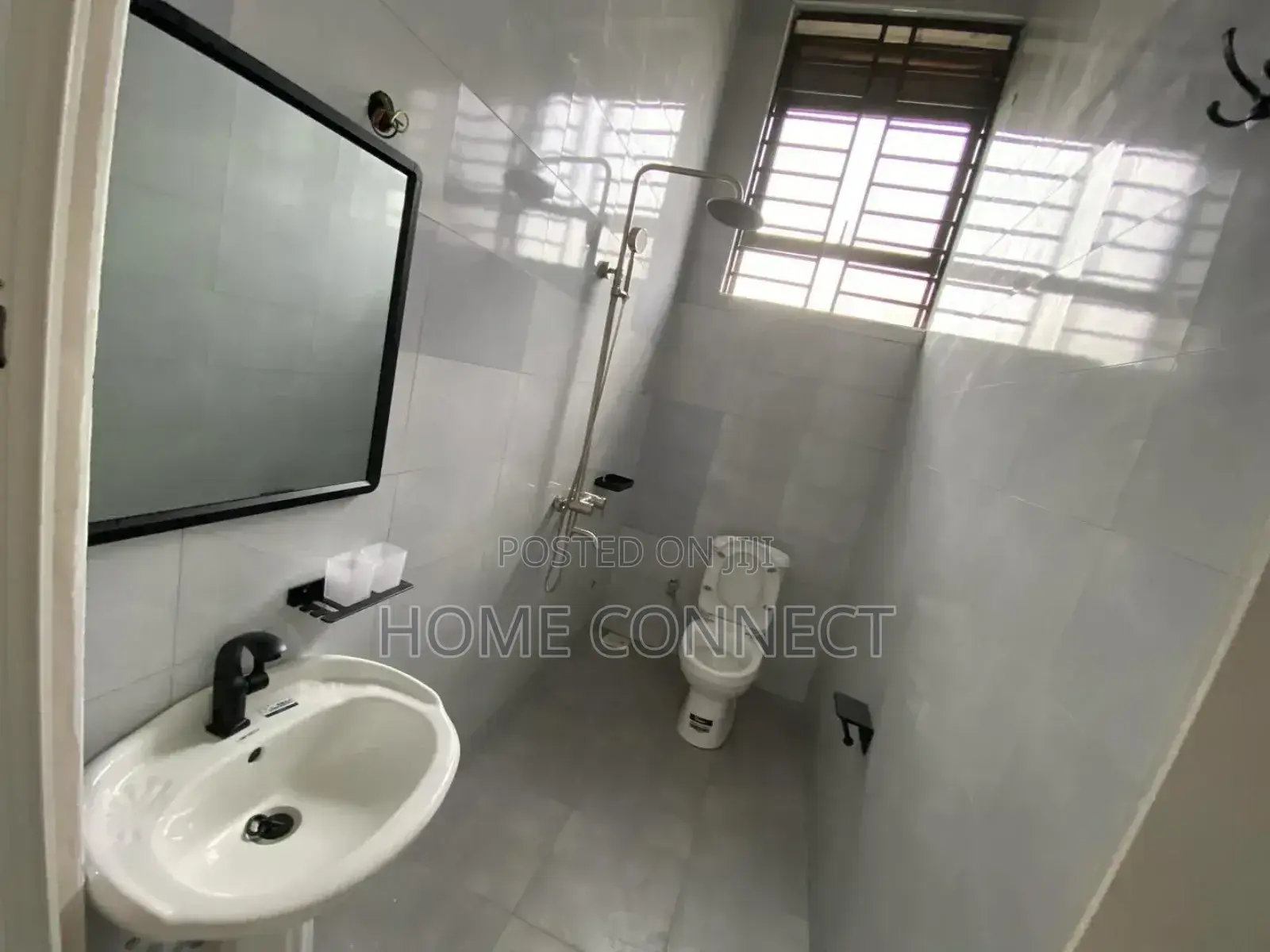 2bdrm Apartment in Muyenga, Central Division for rent