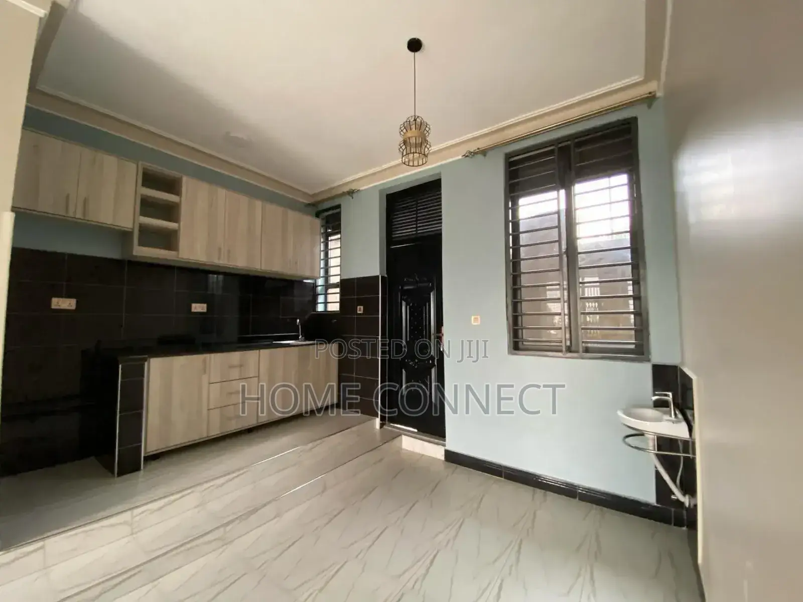 2bdrm Apartment in Muyenga, Central Division for rent