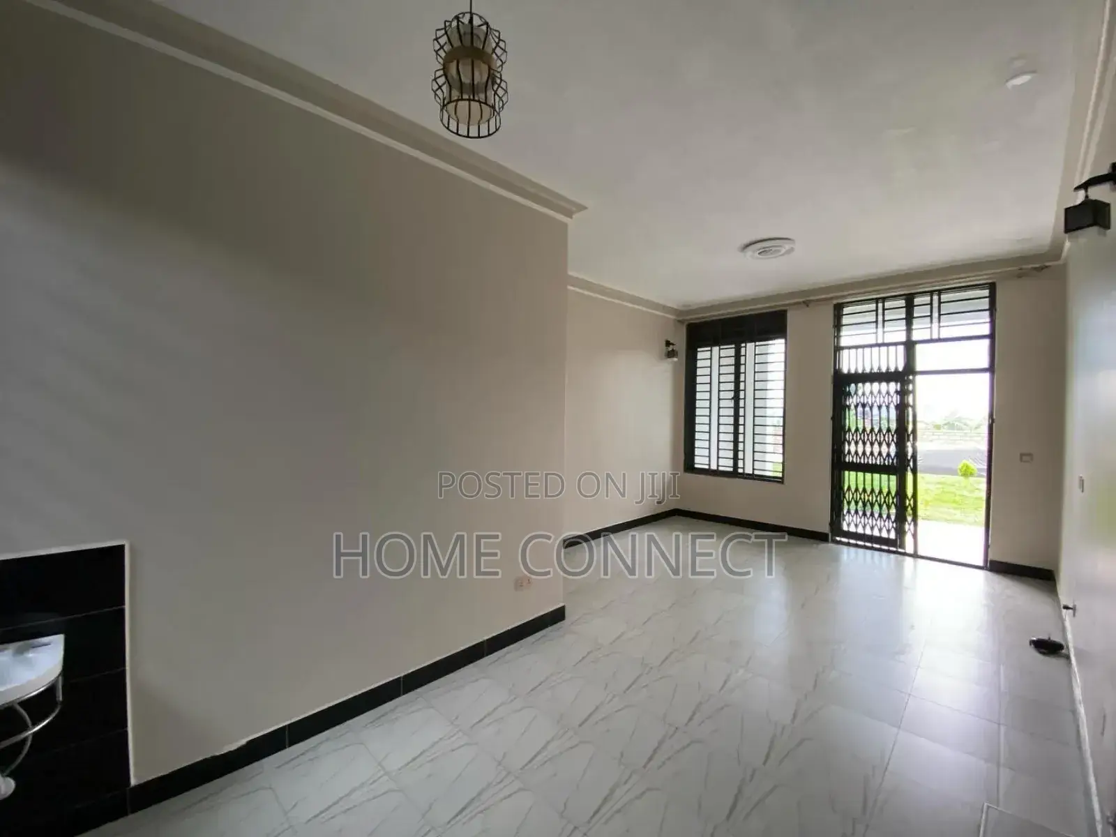 2bdrm Apartment in Muyenga, Central Division for rent