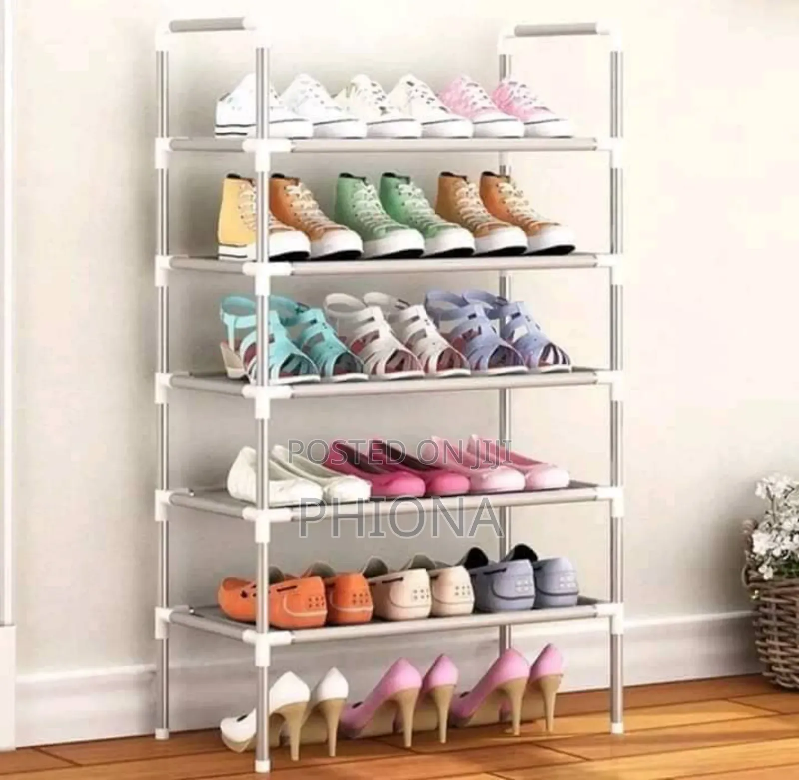 Show Racks