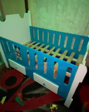 Photo - 3 * 5 Ft Children Bed/ Baby Cot/ Toddlers Bed