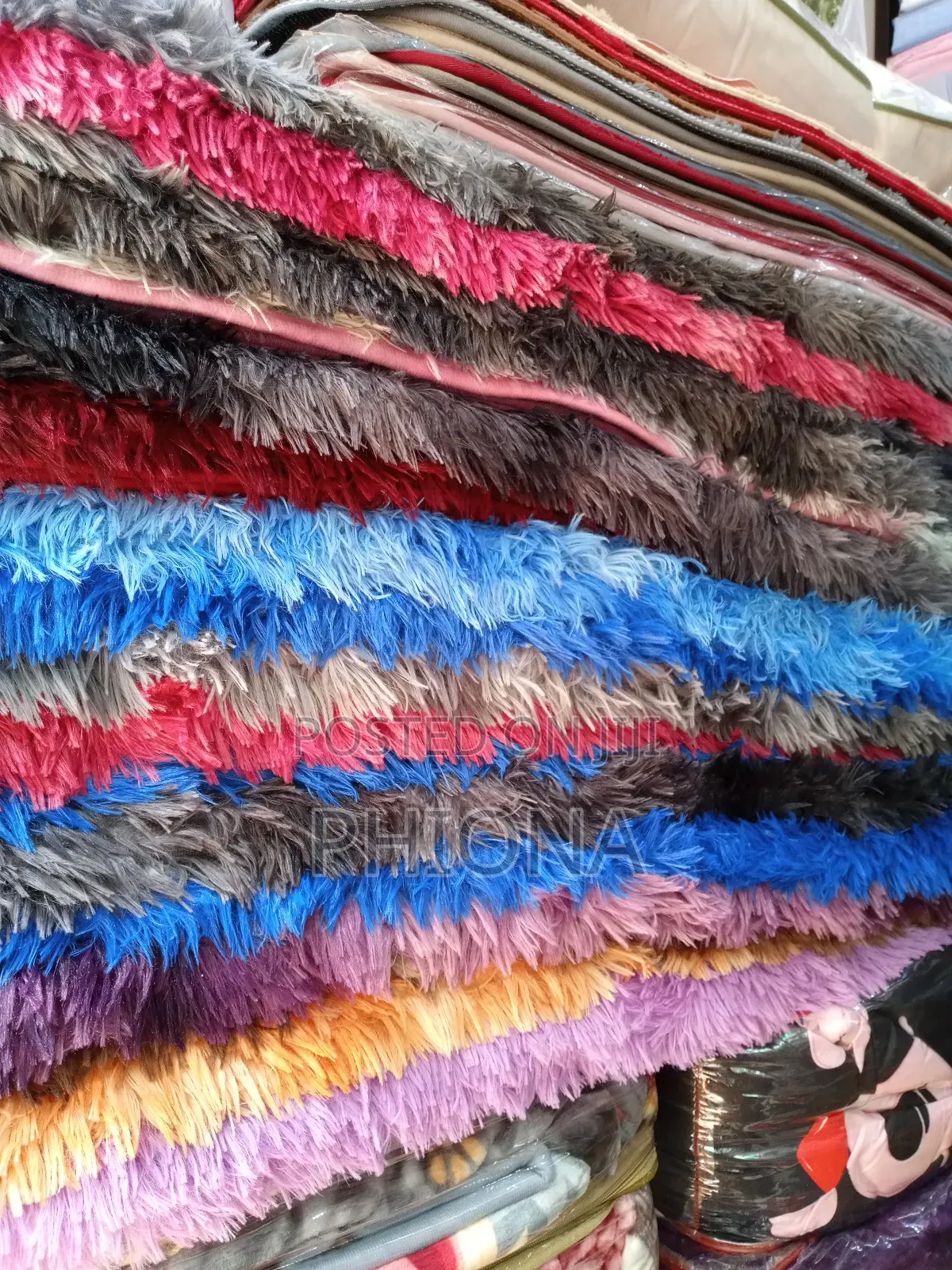 Elegant Fluffy Carpets Large
