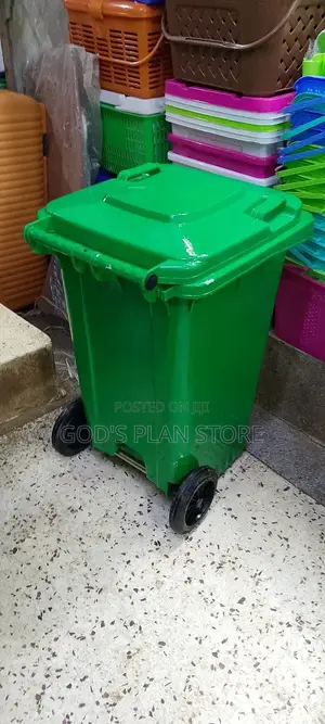 Plastic Dust Bin 100litres
