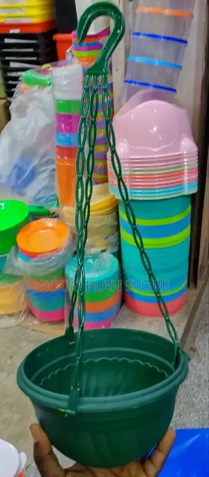 Plastic Hanging Pots
