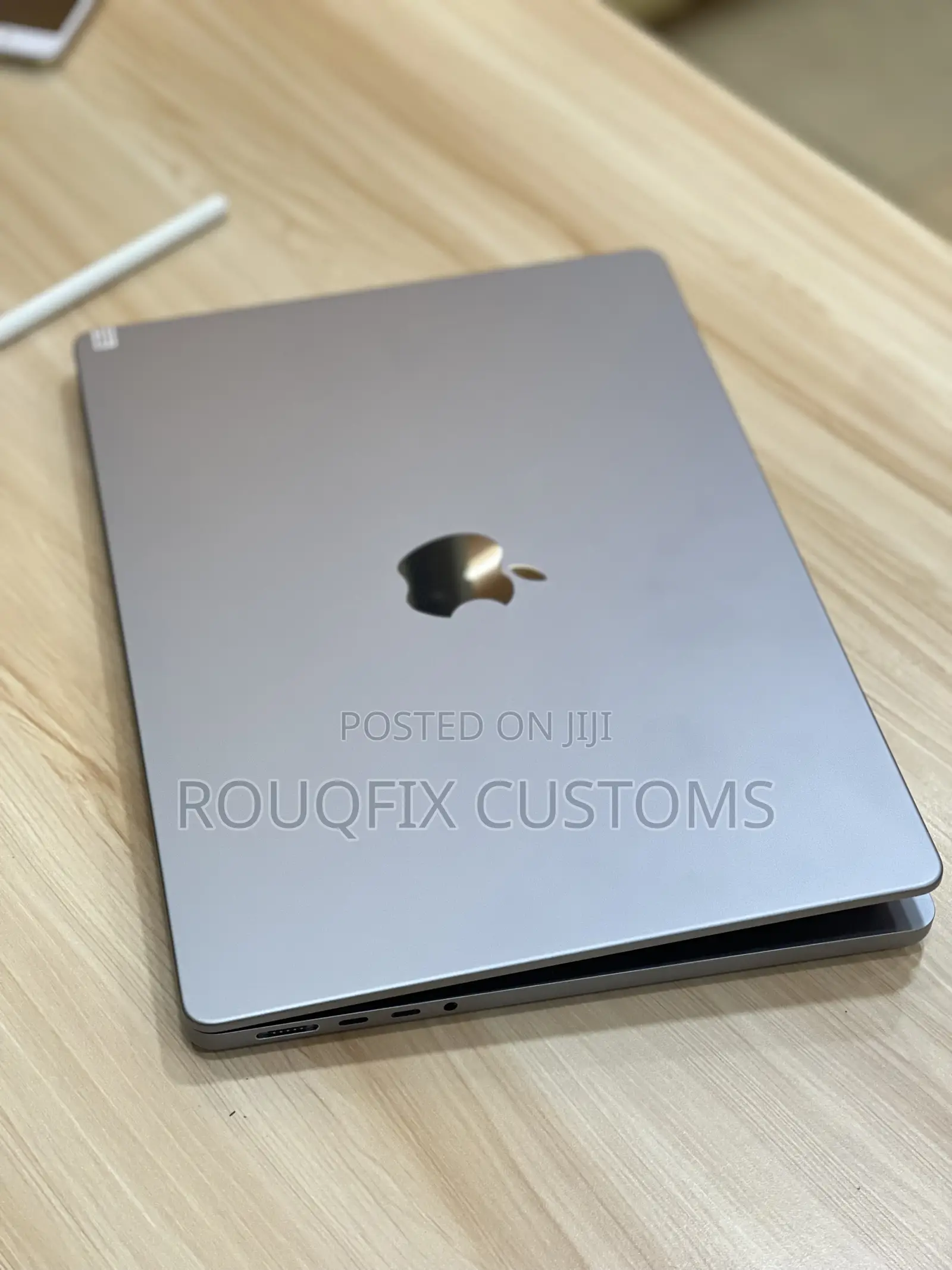 New Apple MacBook Pro 2023 M2 Pro 14-Inch 16GB Apple M2 SSD 512GB