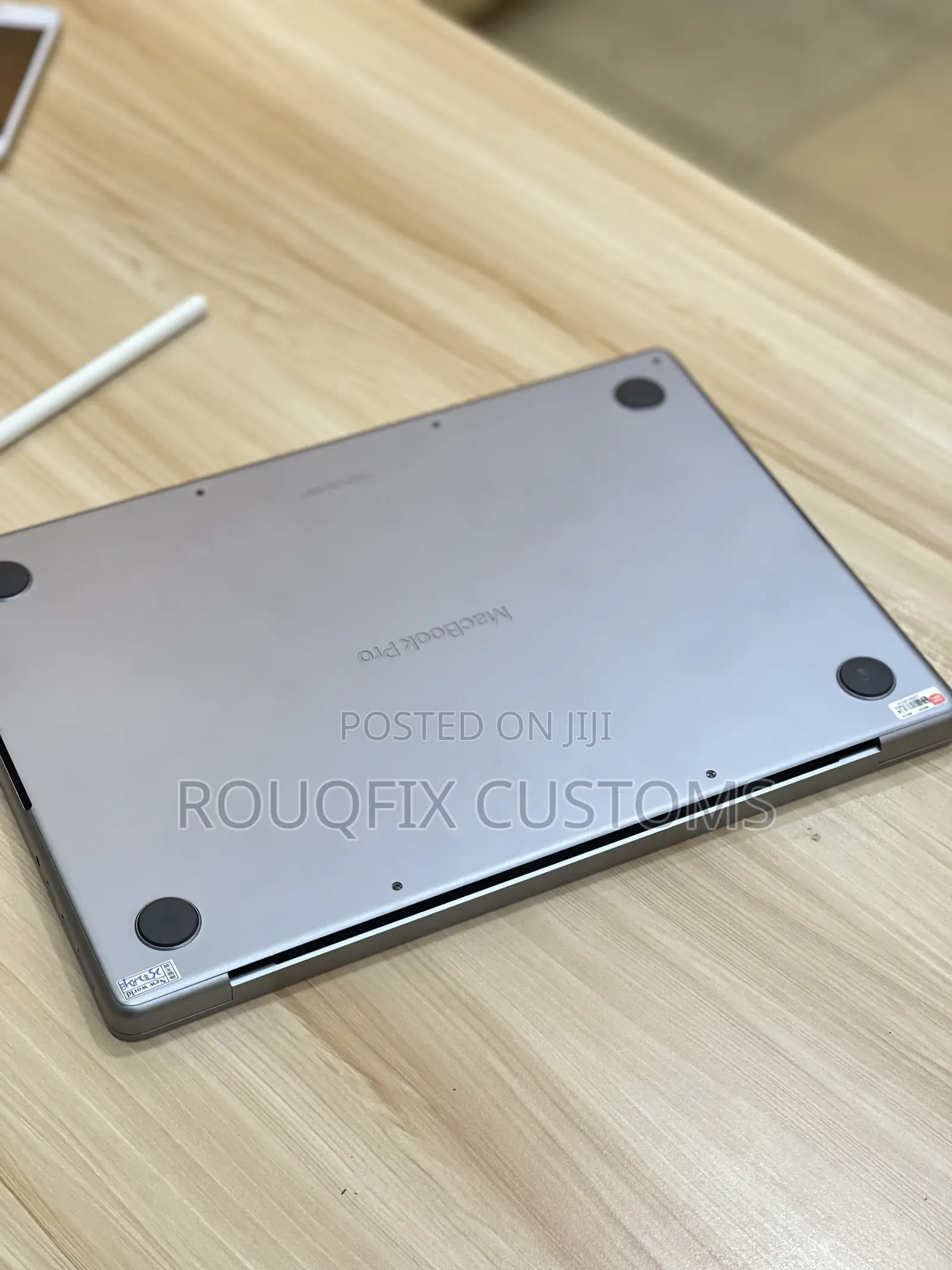 New Apple MacBook Pro 2023 M2 Pro 14-Inch 16GB Apple M2 SSD 512GB